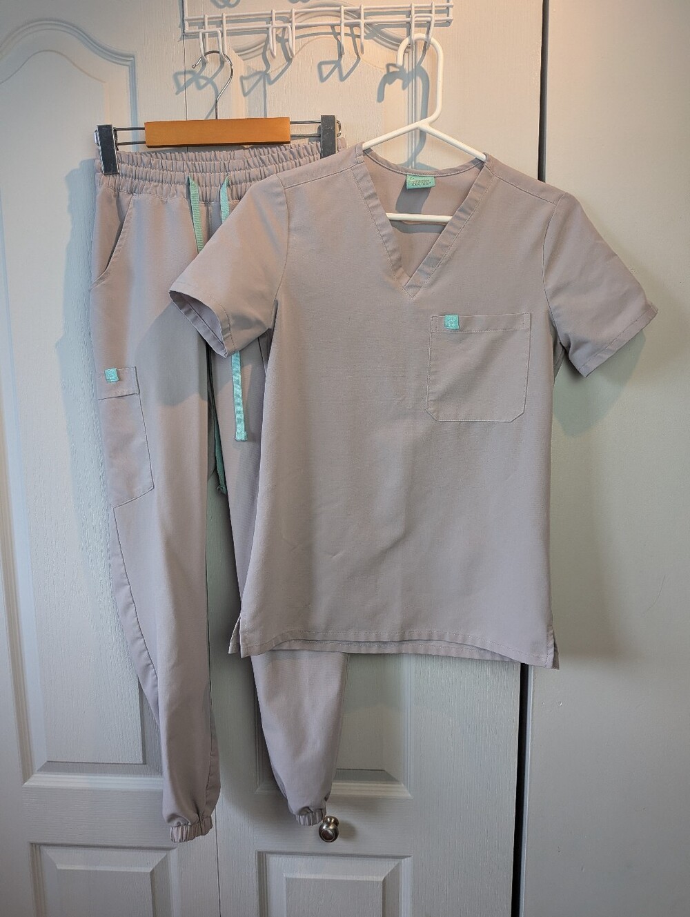 GARDE MALADE Scrub Women Light Gray XXS Made In Canada Nurse Doctor Esthetic